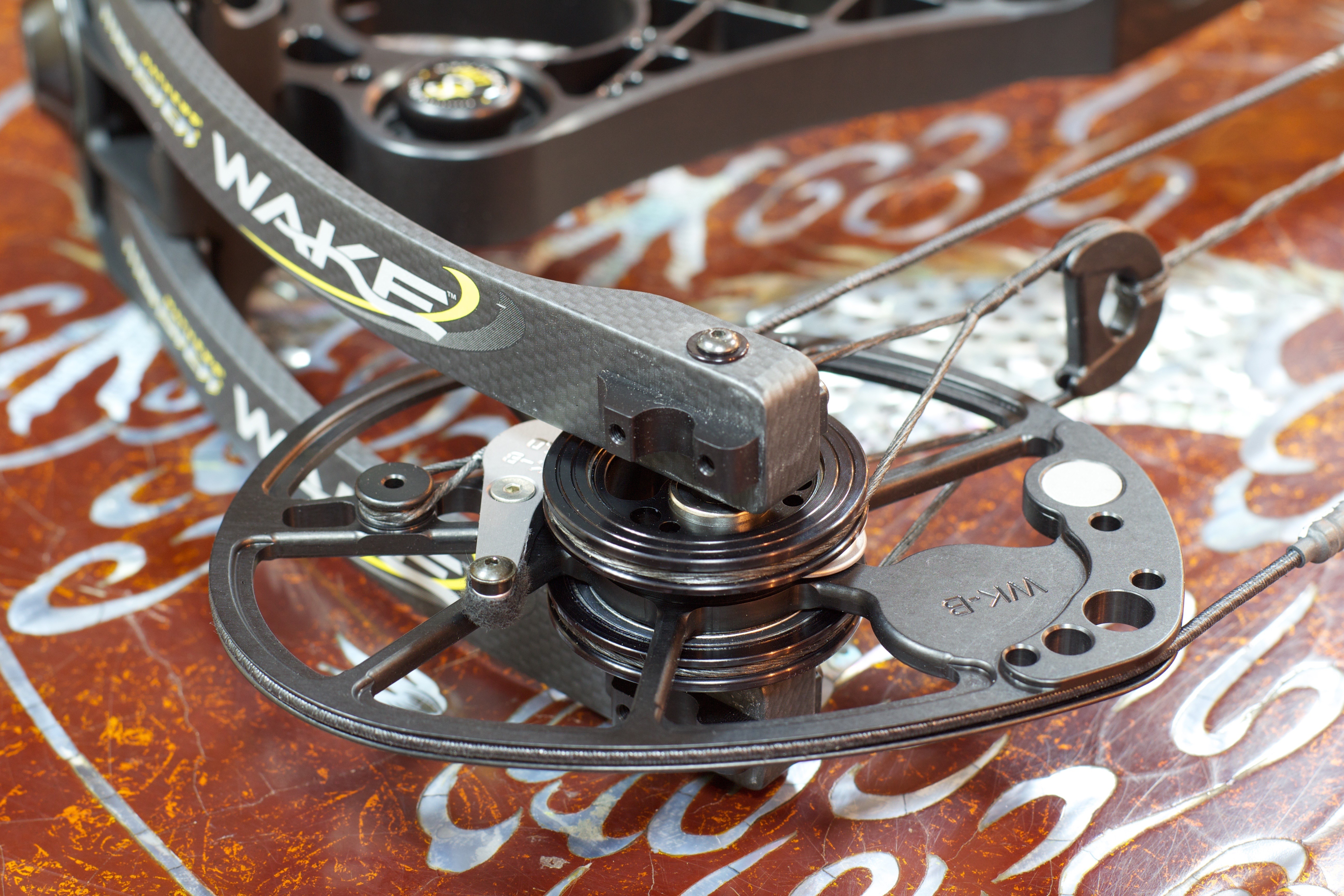 DYAD AVS - плавное натяжение и тихий выстрел